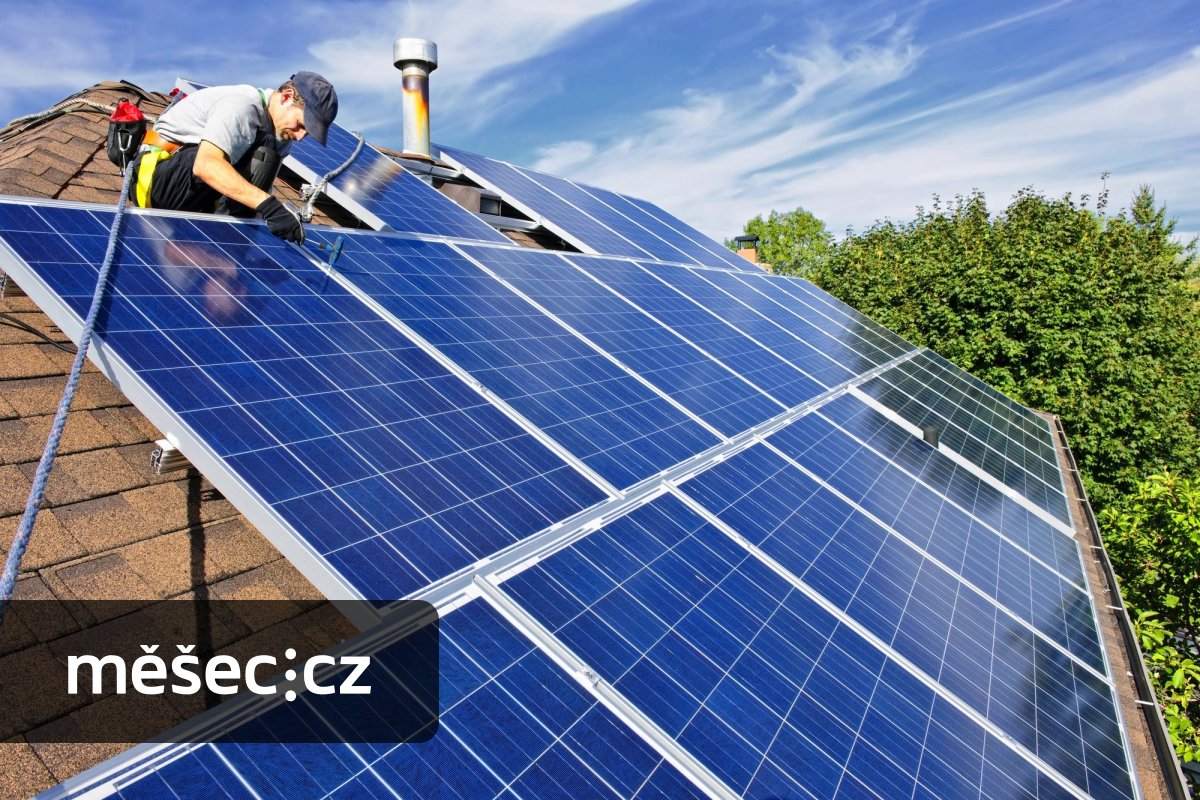Nová zelená úsporám po změnách: Peníze předem zůstávají, u omezení pro fotovoltaiku stát hodil zpátečku