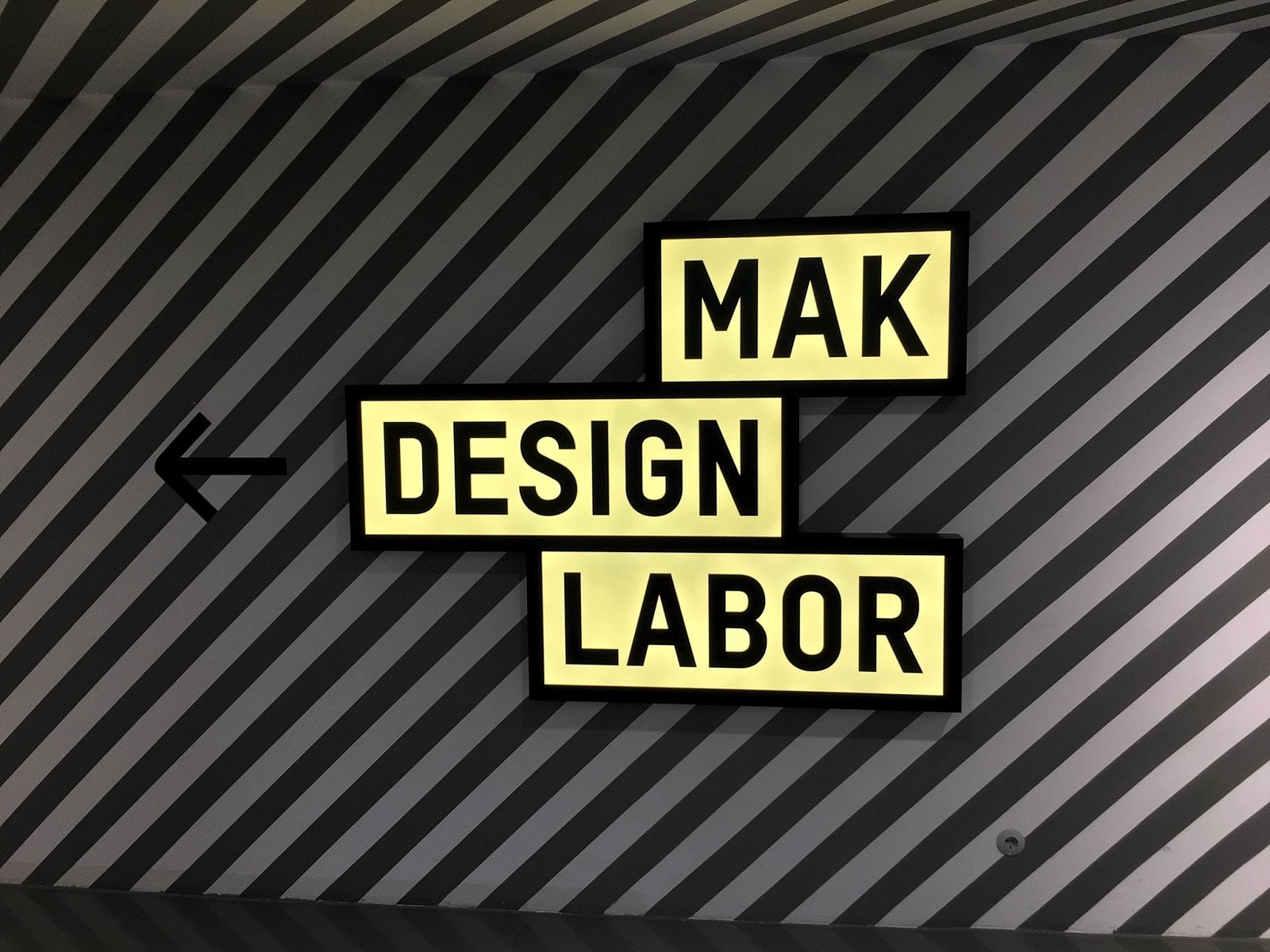 Vídeňské robotické bienále