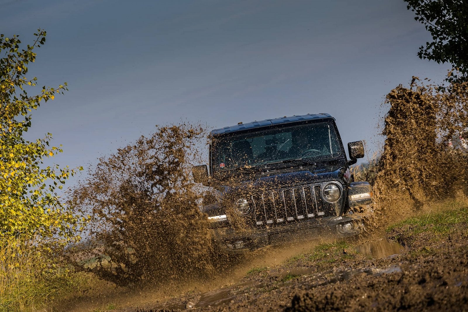 2020-10-jeep-wrangler-rubicon-11.jpg