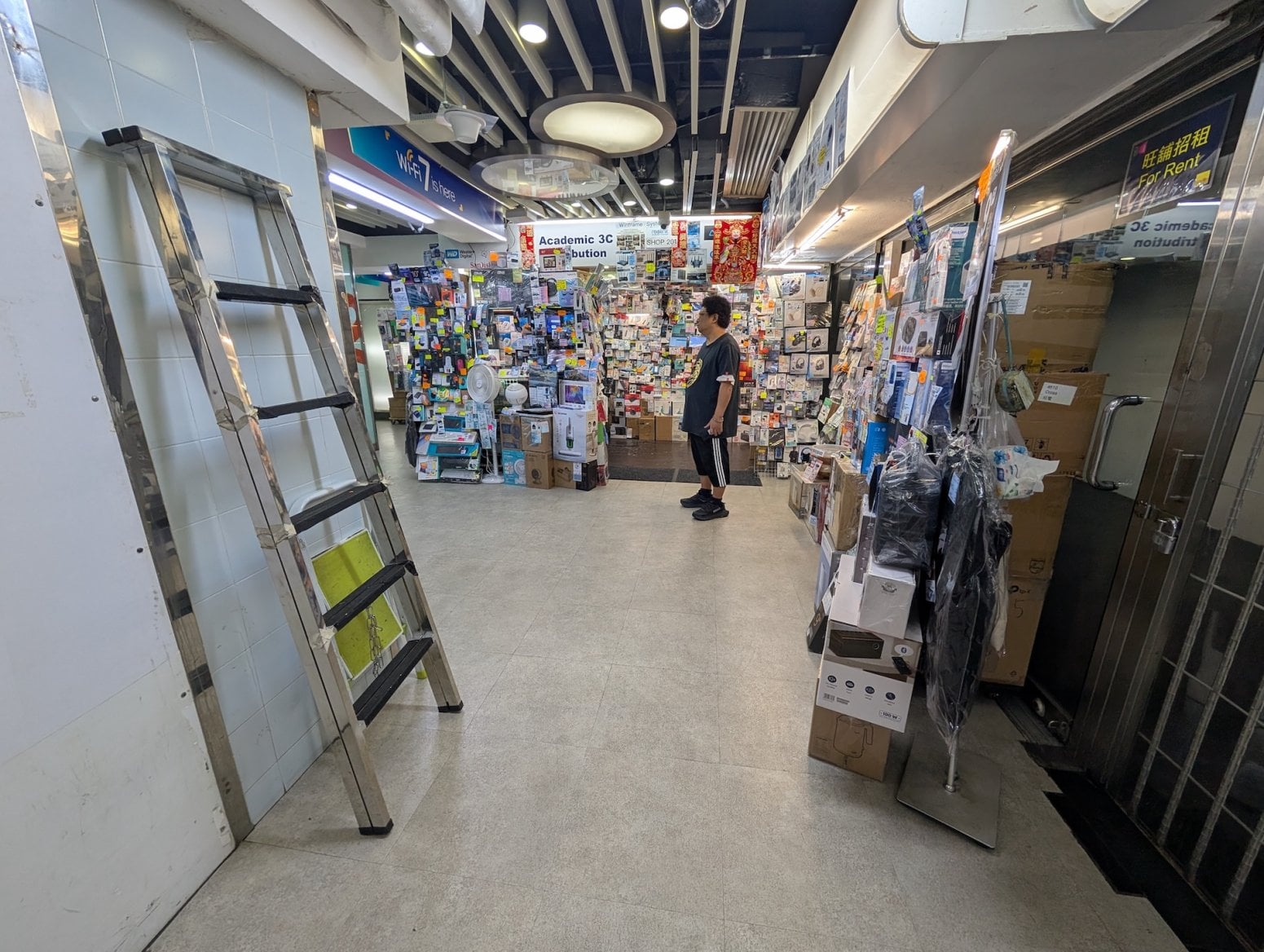 Mongkok Computer Centre v Hongkongu