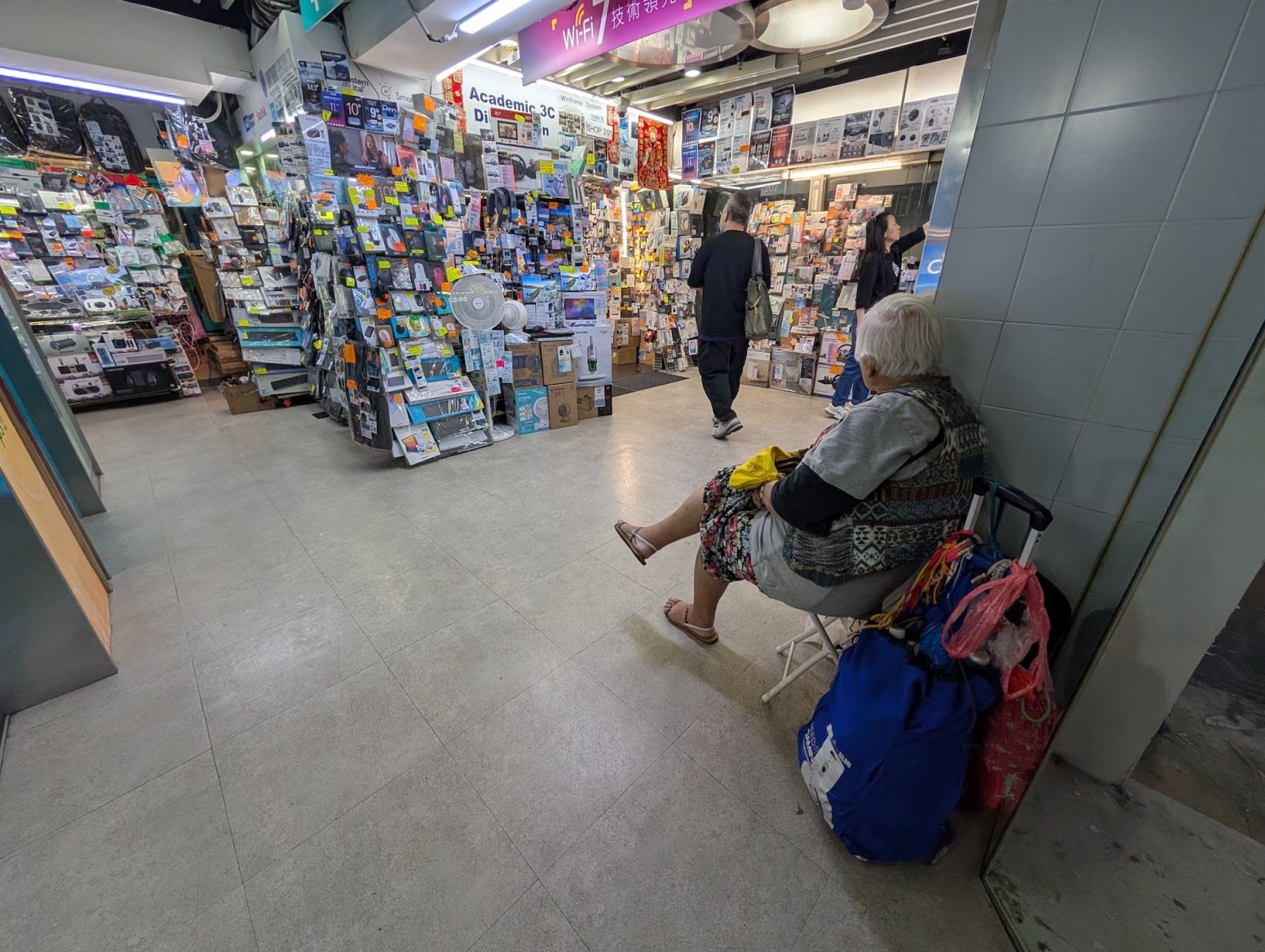Mongkok Computer Centre v Hongkongu