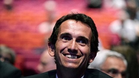 Náhledový obrázek - Novým šéfem Carrefouru bude Alexandre Bompard z FNACu