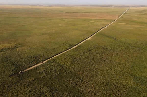 2014-01-jic5benc3ad-sc3badc3a1n-slavc3ad-rok-nezc3a1vislosti-eko