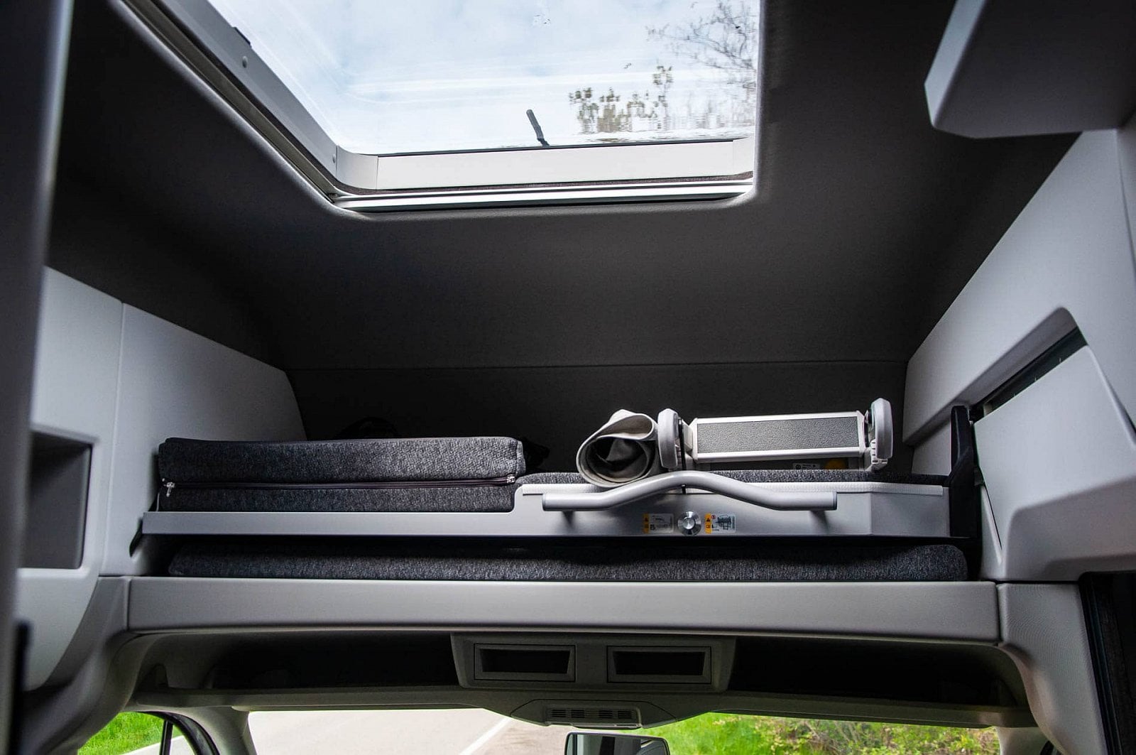 2020-05-vw-grand-california-25.jpg