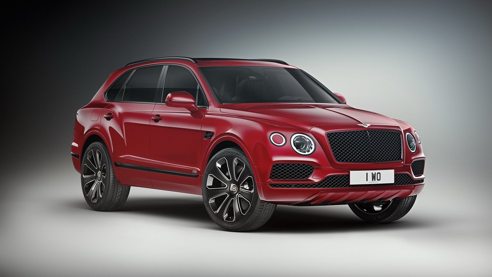 2019-04-Bentayga-Design-Series-Candy-Red-4.jpg