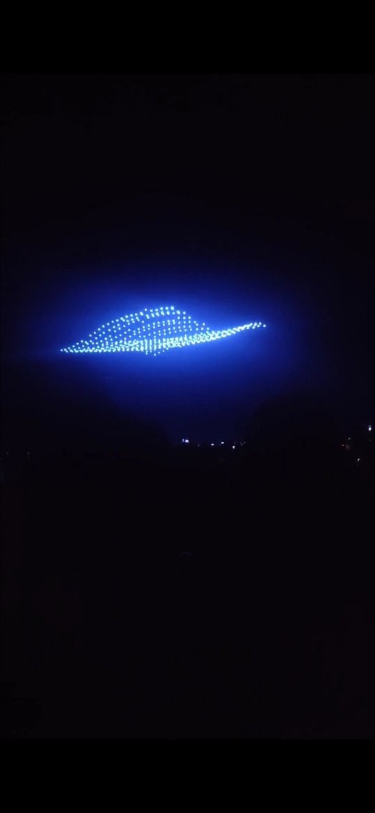 Dronová show nad Hradcem Králové