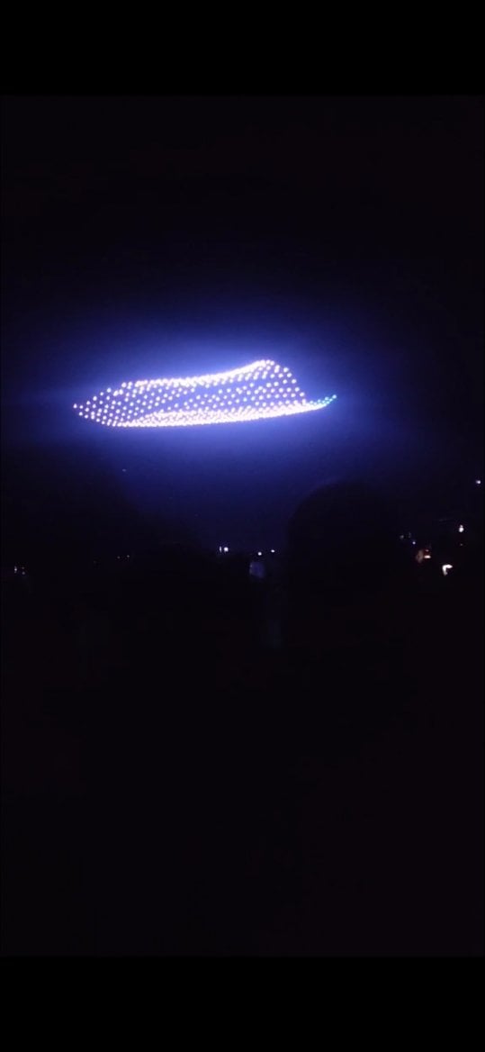 Dronová show nad Hradcem Králové