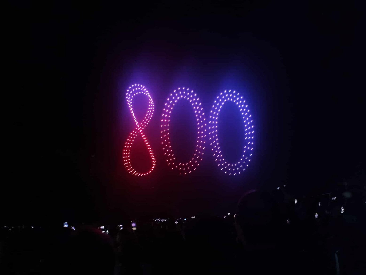 Dronová show nad Hradcem Králové