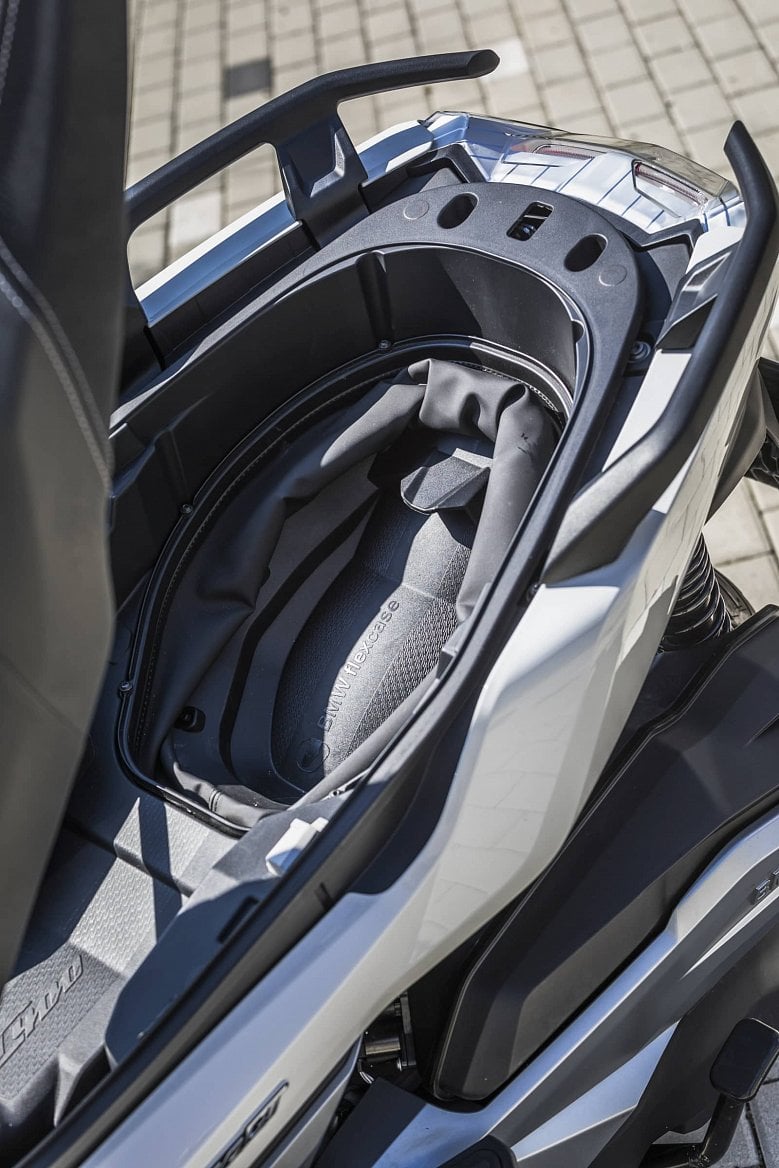 2020-10-aDMB2019_BMW-C400GTX-0389.jpg