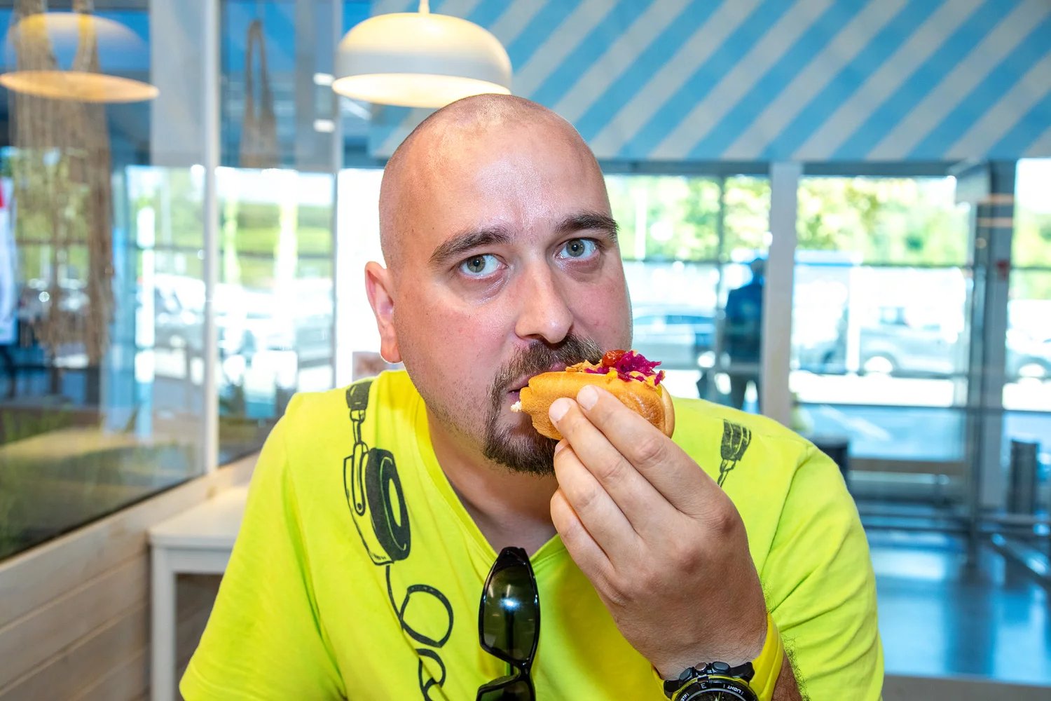 IKEA prodává tři druhy hotdogů
