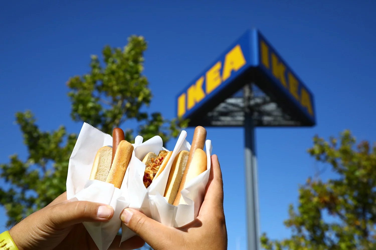 IKEA prodává tři druhy hotdogů