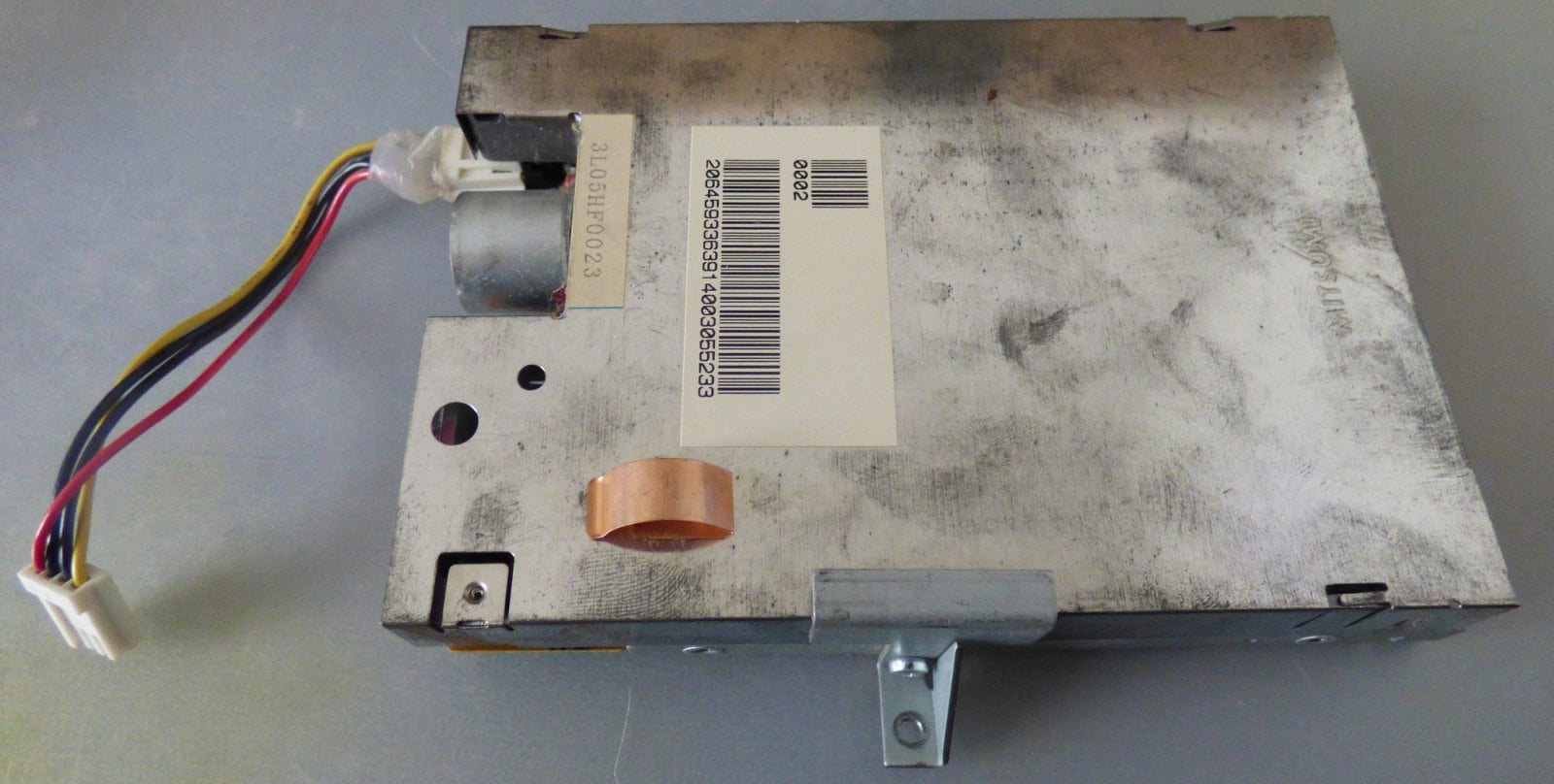 Vymontovaná interní mechanika.