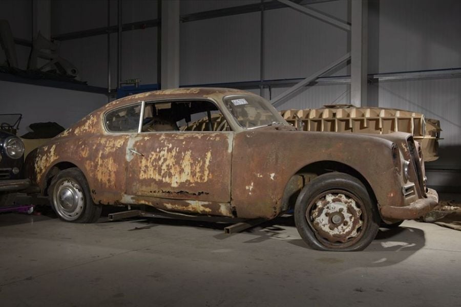 2019-04-Lancia-Aurelia-Restoration_02.jpg