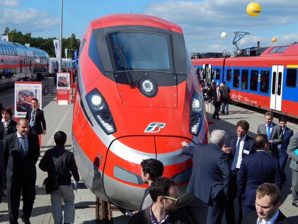 2011-01-c5beeleznic48dnc3ad-veletrh-innotrans-24.jpg