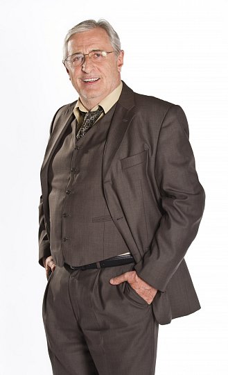 Postavy seriálu Gympl s ručením omezeným