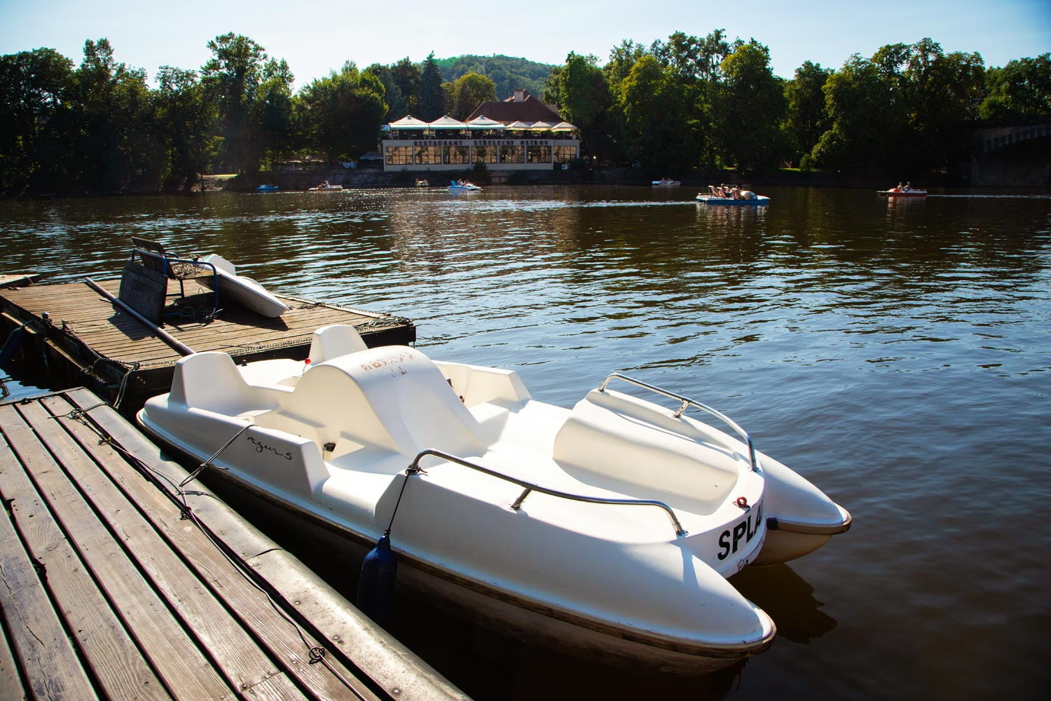 Šlapadla v Praze na Vltavě