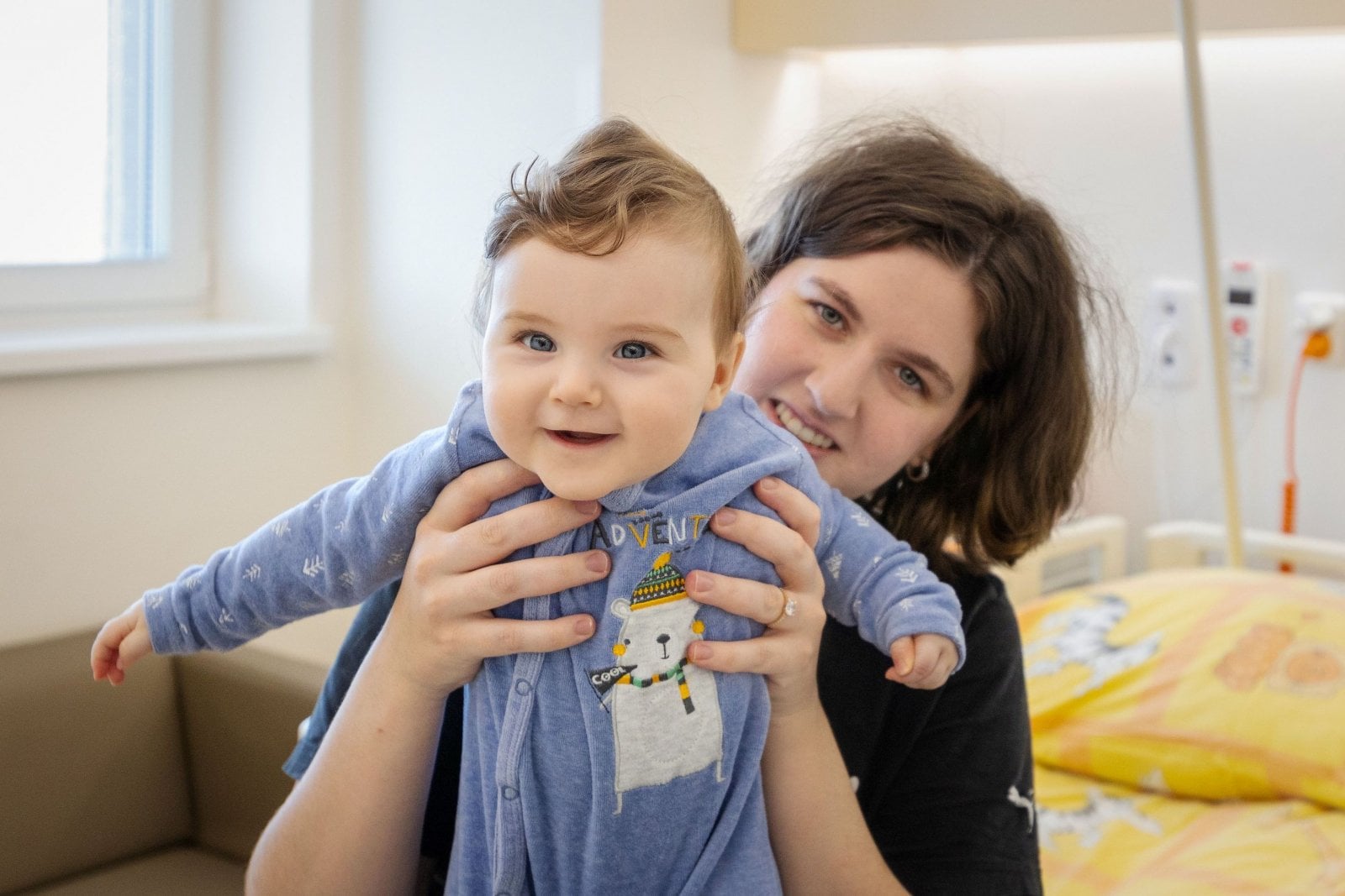 Oliver se narodil bez konečníku