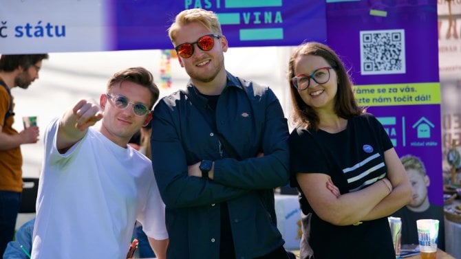 PastVina neměla dostatečn&eacute; financov&aacute;n&iacute;. T&yacute;m zkus&iacute; &scaron;těst&iacute; jinde