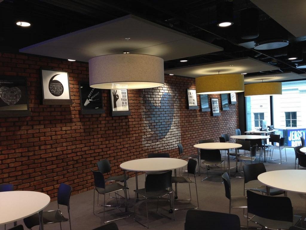 2011-10-hlavnc3ad-evropskc3a9-sc3addlo-twitteru-v-londc3bdnc49b-