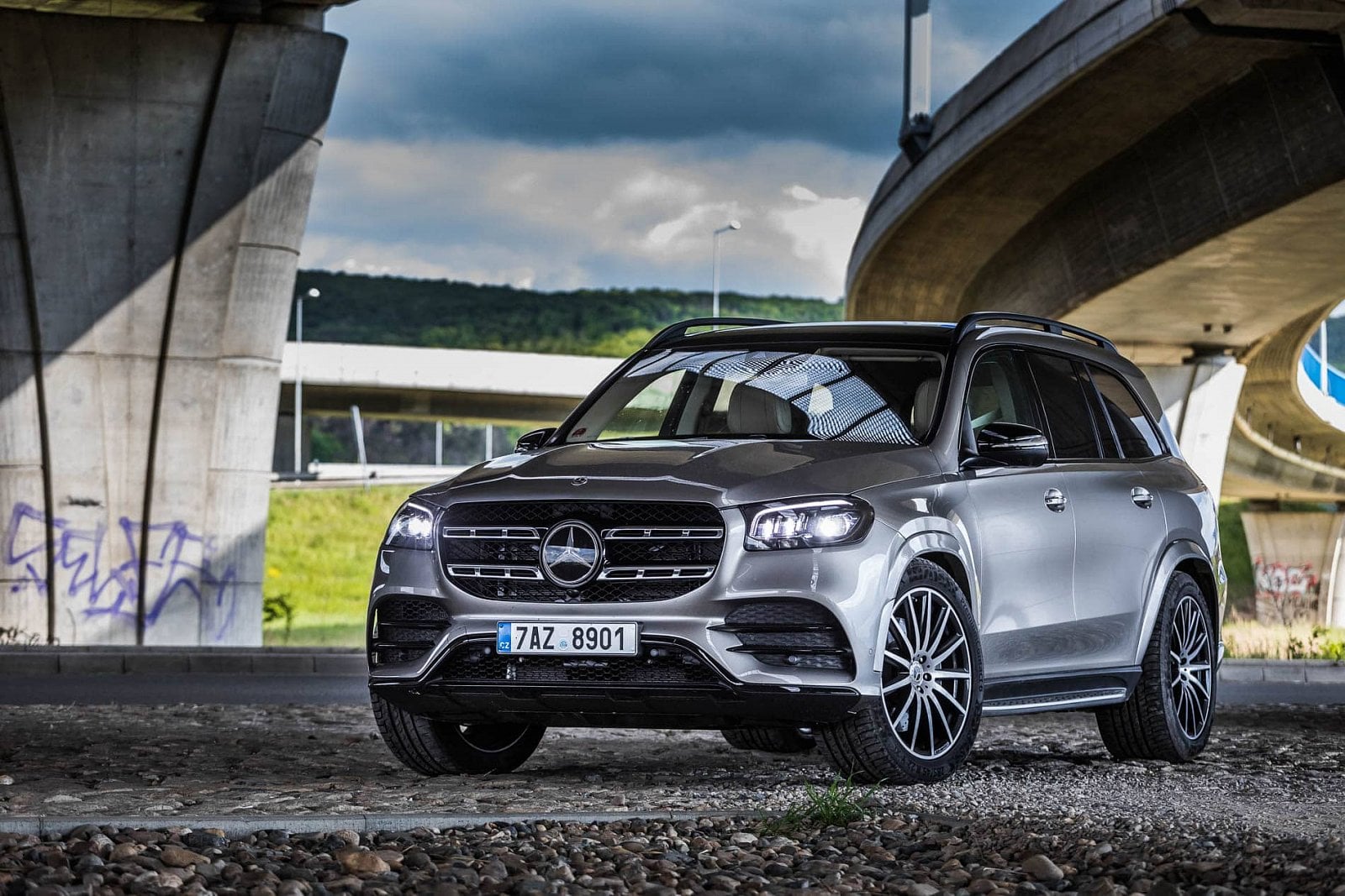 2020-06-mercedes-benz-gls-22.jpg