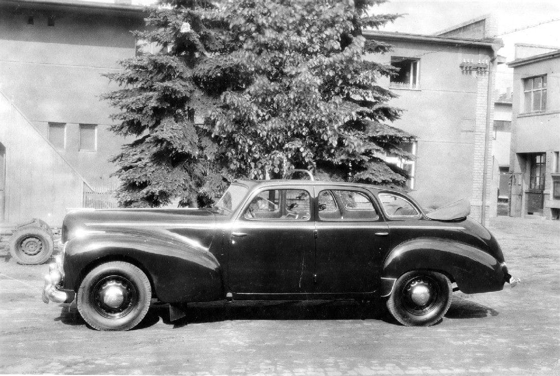 Poslední provedení vlajkové lodi Škody skončilo v roce 1949. Značnou část produkce tvořily otevřené modely