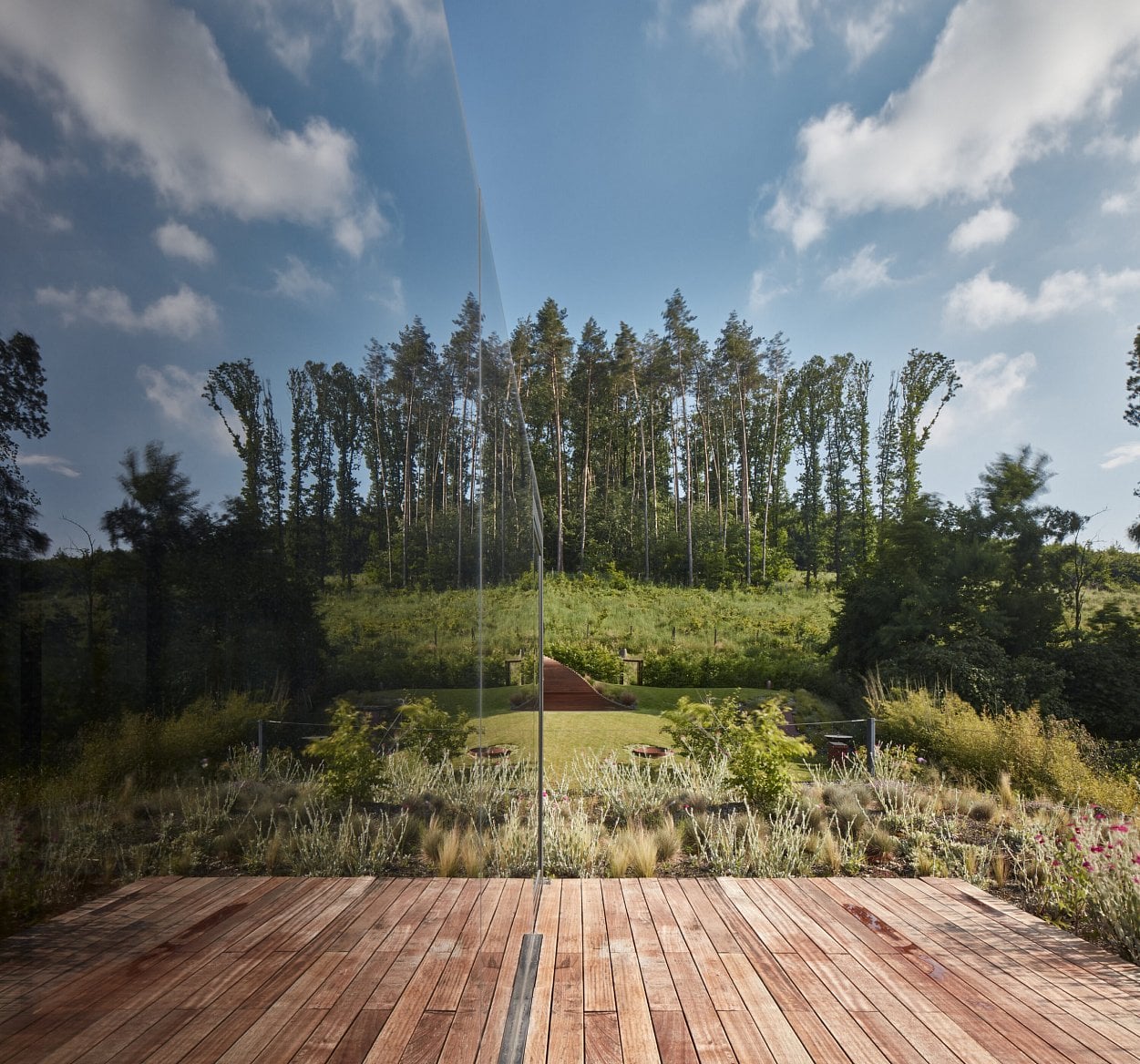 2021-09-petrjanda-brainwork-lazy-house-boysplaynice-25-scaled.jp