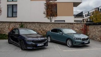 Náhledový obrázek - BMW 5 nové generace dorazilo na český trh. Jezdí bez řidiče, je elektrické, velmi komfortní a bude i dieselový šestiválec