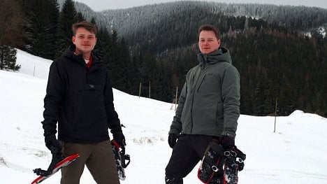 Náhledový obrázek - Nová povinná výbava na hory? Bratři Veverkovi vymysleli lyže, kluzky a sněžnice v jednom, jejich Combo Ski zatím na Kickstarteru válí