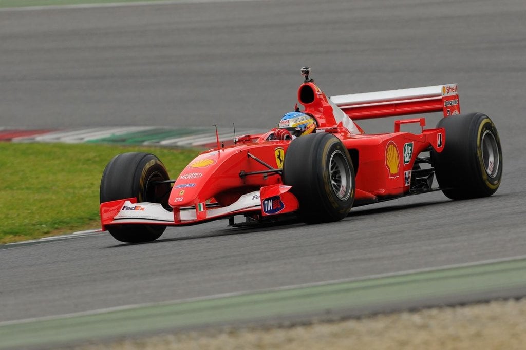 2012-04-laudovo-a-schumacherovo-ferrari-jde-do-drac5beby-4.jpg