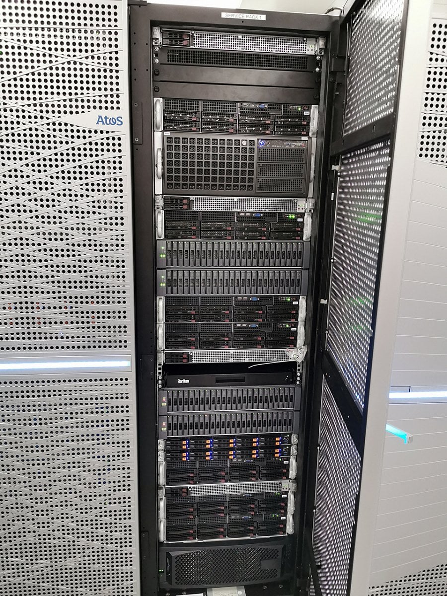 Upgradovaný superpočítač Anselm na IT4Innovations v Ostravě