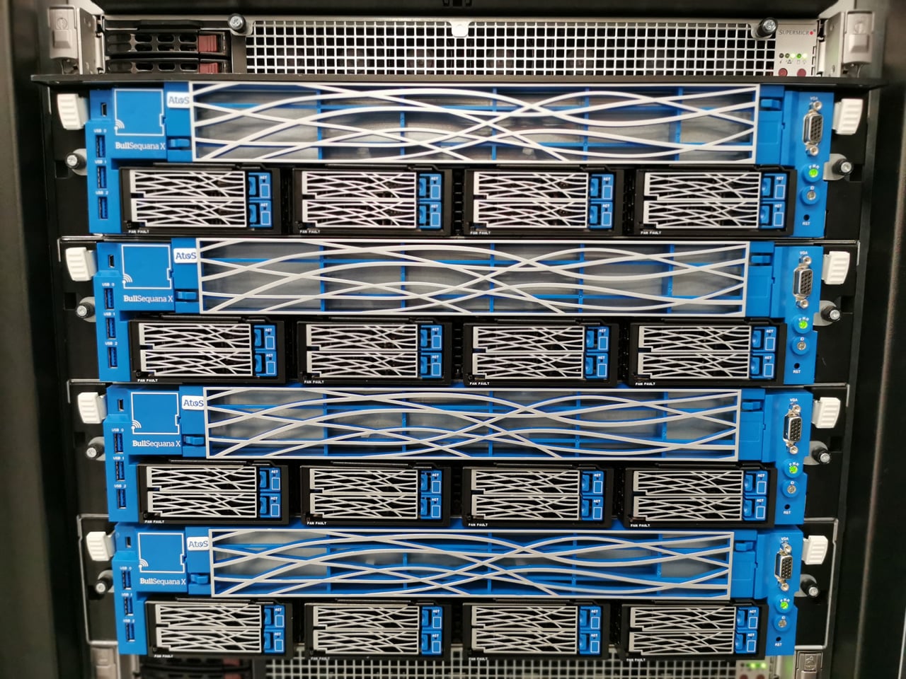 Upgradovaný superpočítač Anselm na IT4Innovations v Ostravě
