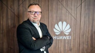Petr Mačák, Huawei