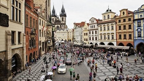 Náhledový obrázek - Počet obyvatel Česka letos roste díky migraci
