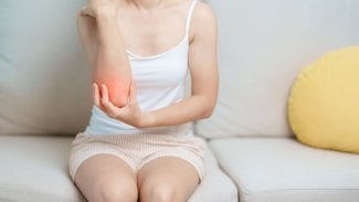 Náhledový obrázek - Jak léčit tenisový loket: nejlépe účinkuje fyzioterapie