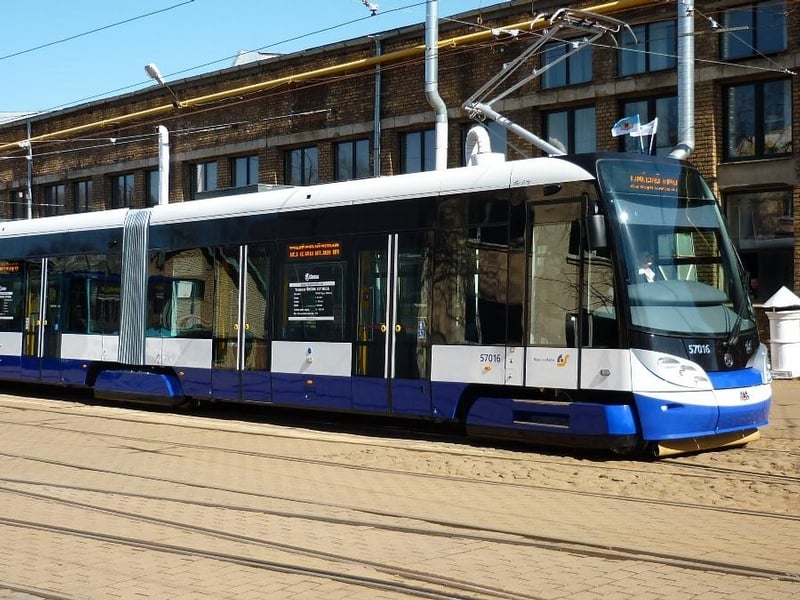 2013-07-tramvaje-forcity-pro-rigu.jpg