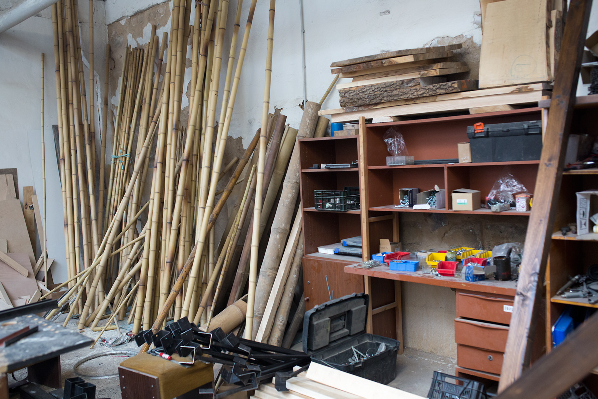 V branických ledárnách vznikají unikátní bambusové konstrukce