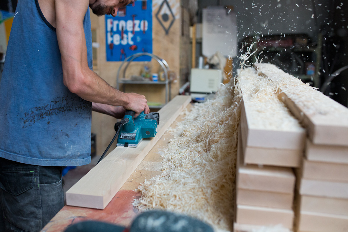 V branických ledárnách vznikají unikátní bambusové konstrukce