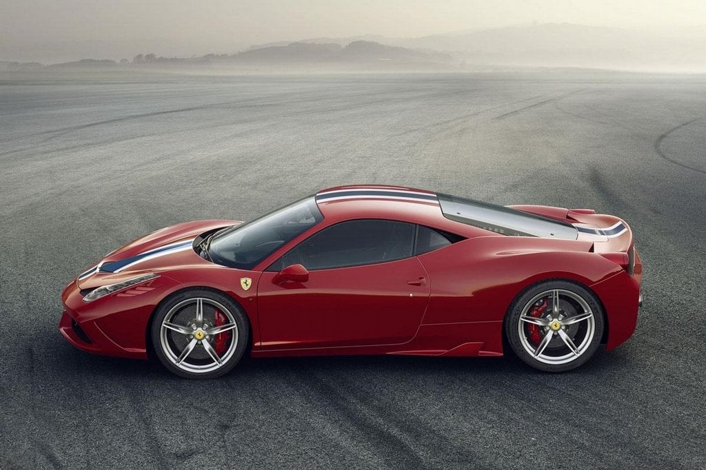 2015-04-ferrari-458-speciale.jpg
