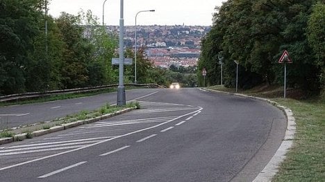 Náhledový obrázek - Semafor a měření rychlosti. Doprava v Troji má být méně komplikovaná