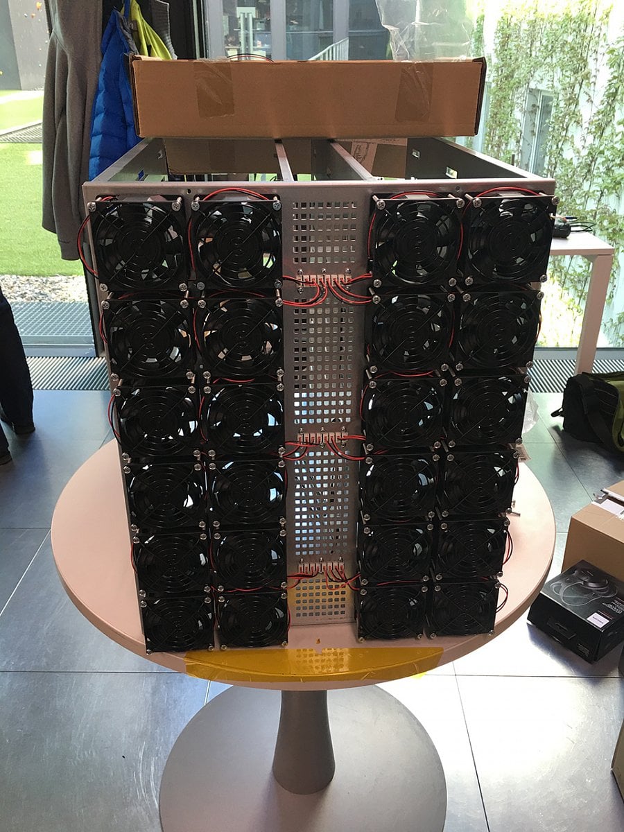 Vývoj vlastního hardwaru v Seznamu