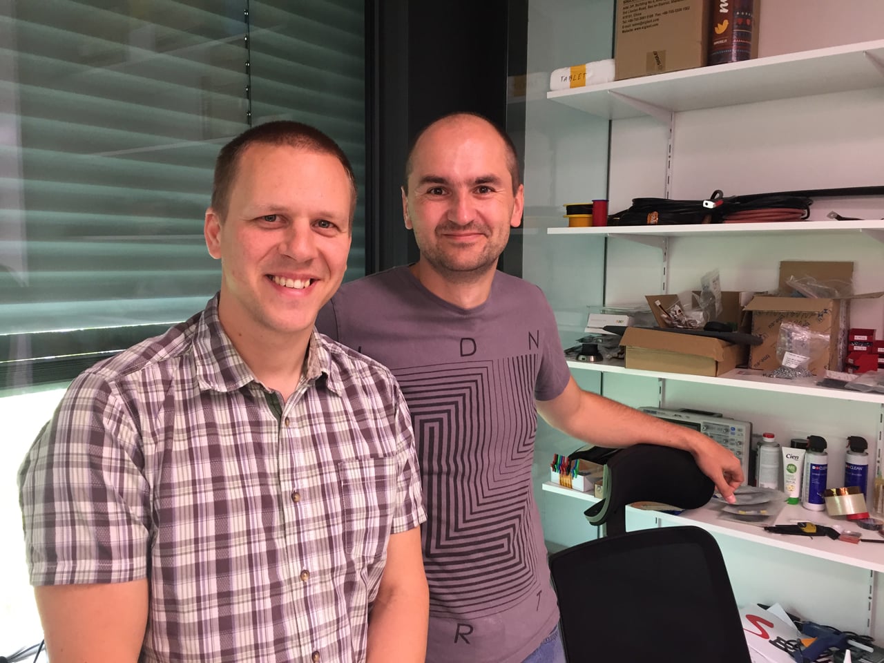 Hardwarový manažer Seznamu Miroslav Bezdička (vlevo) a Pavel Zima