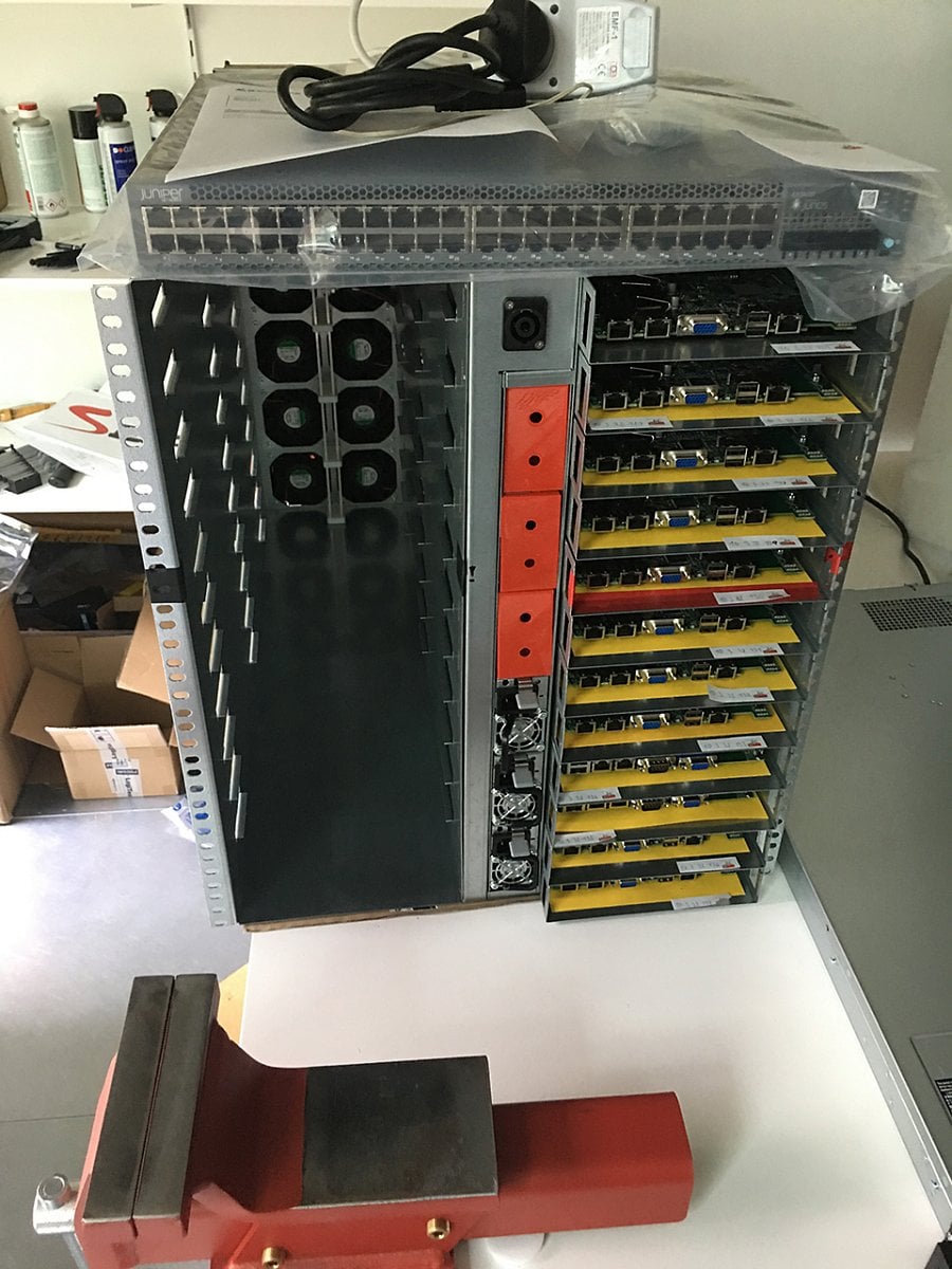 Vývoj vlastního hardwaru v Seznamu