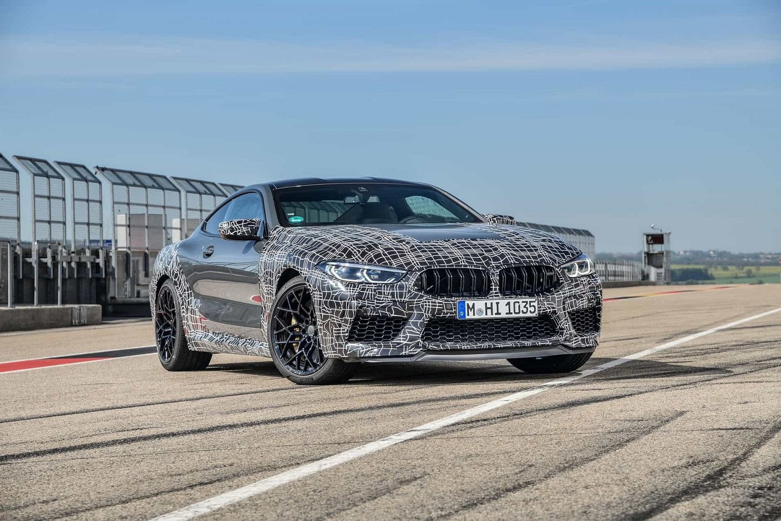 2019-05-BMW-M8_12.jpg