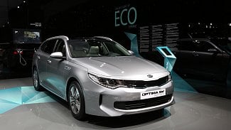 Náhledový obrázek - Rodina Optima je kompletní, na český trh vstupuje Kia Optima Sportswagon Plug-in Hybrid