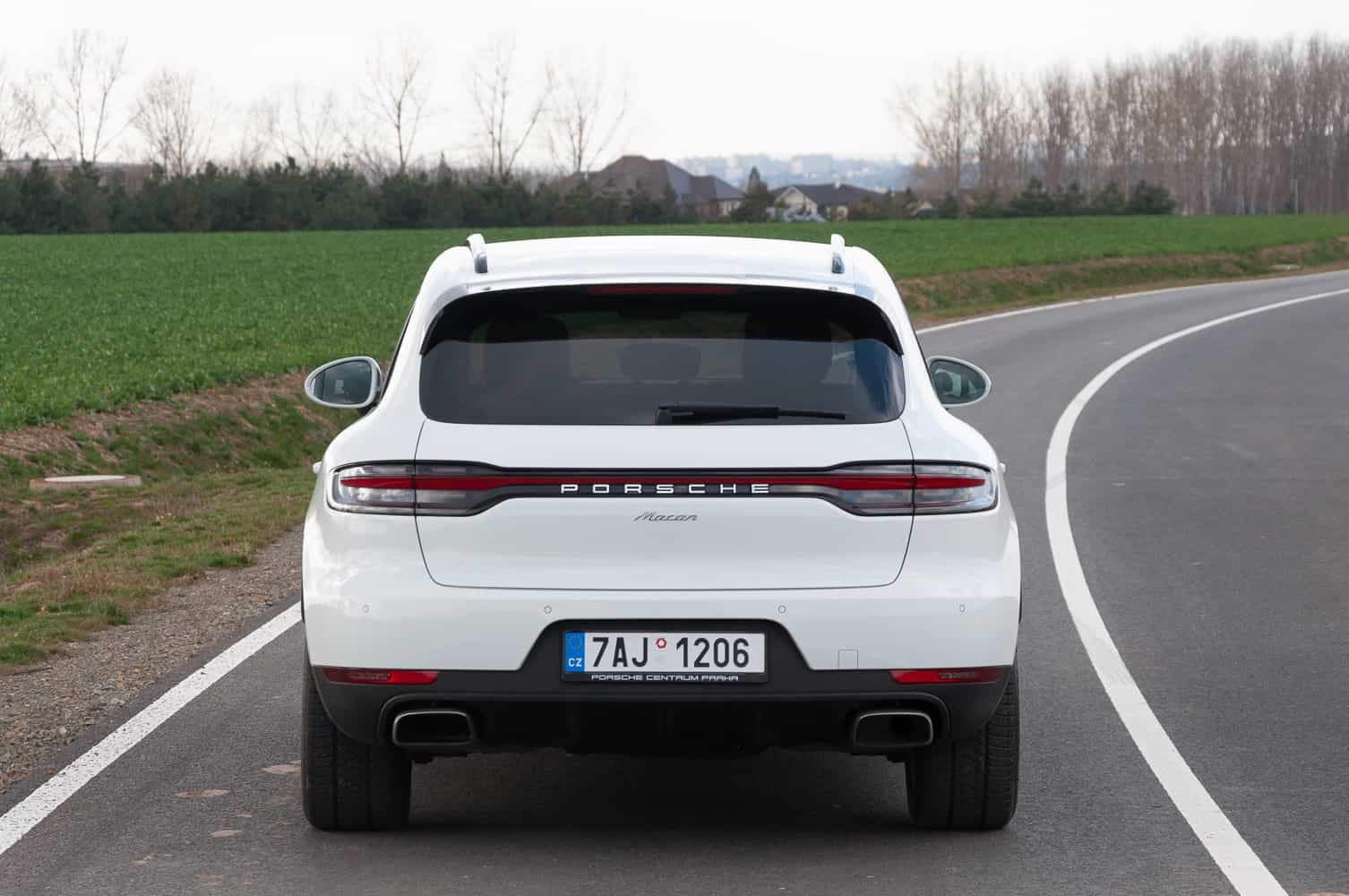 2019-04-Porsche-Macan-73.jpg