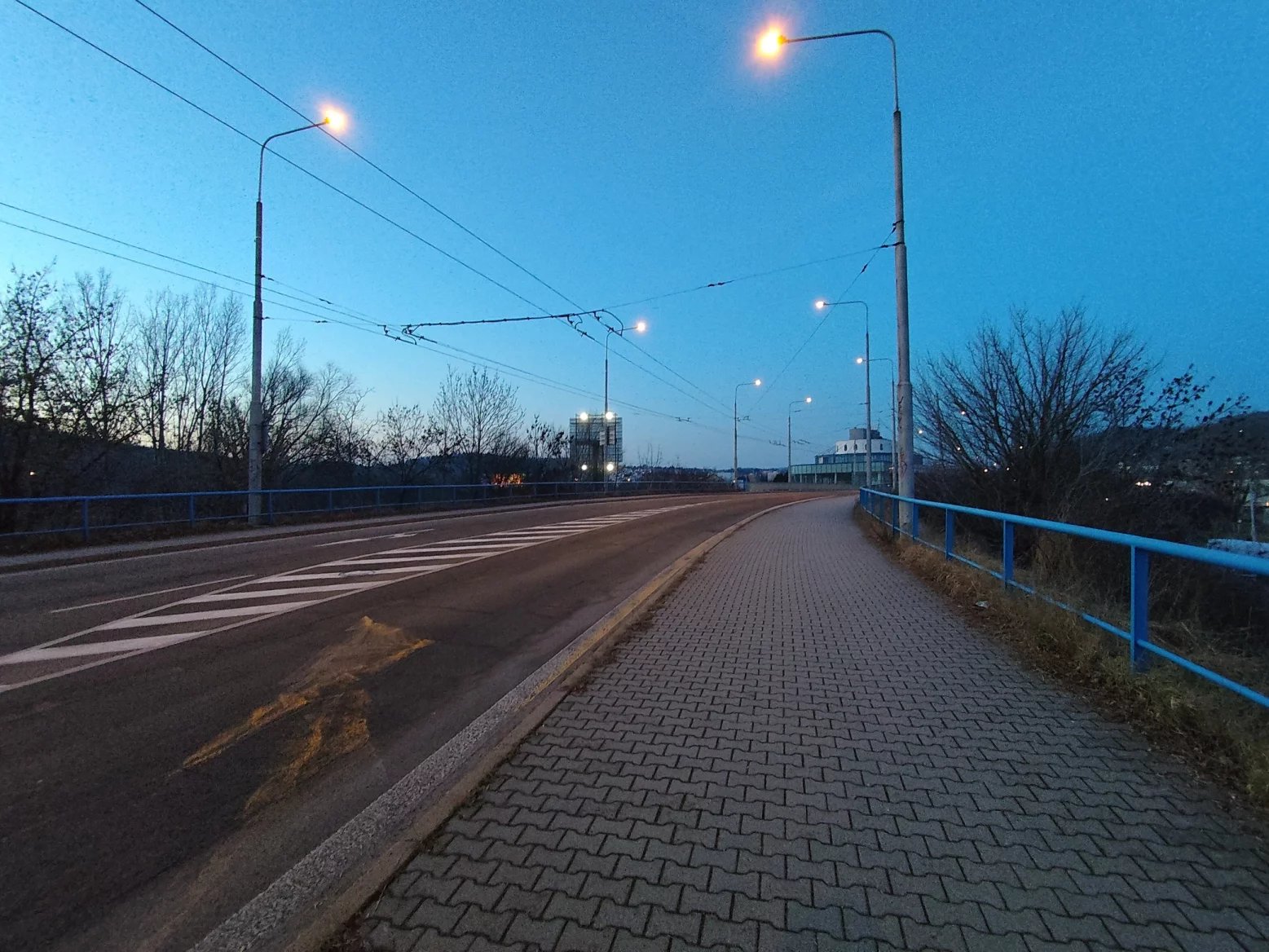 Hlavní 50Mpx fotoaparát