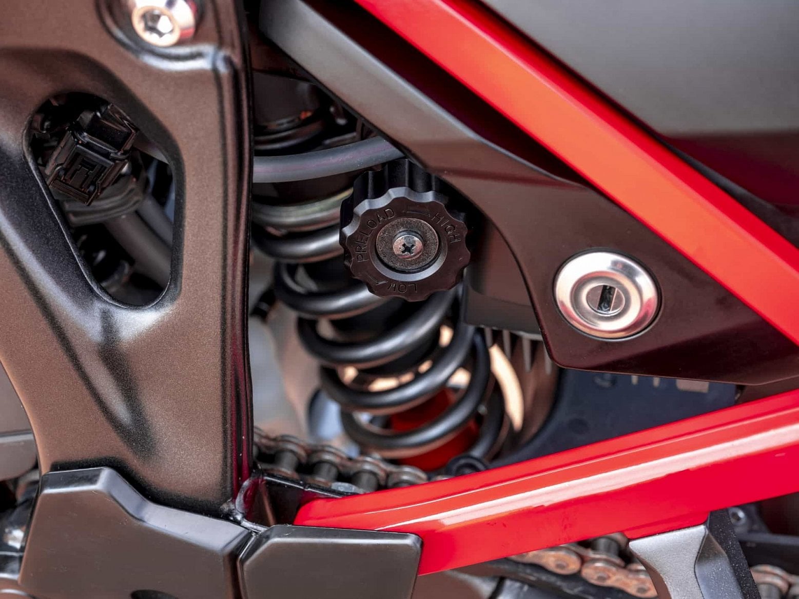 2019-09-189411_20YM_Africa_Twin_Rear_Suspension.jpg