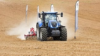 Náhledový obrázek - Bridgestone uvádí pneumatiku VX-Tractor