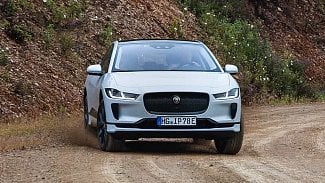 Náhledový obrázek - Titul Car of the Year vyhrála dvě auta. Vítězství nakonec v rozstřelu získal Jaguar I-Pace