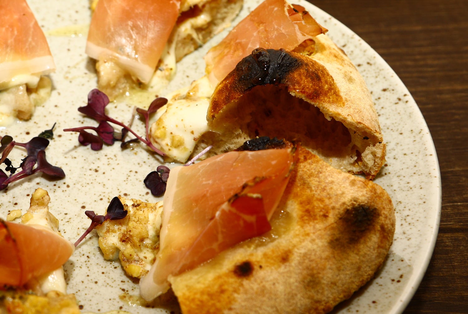 Amuni: Slow food pizza